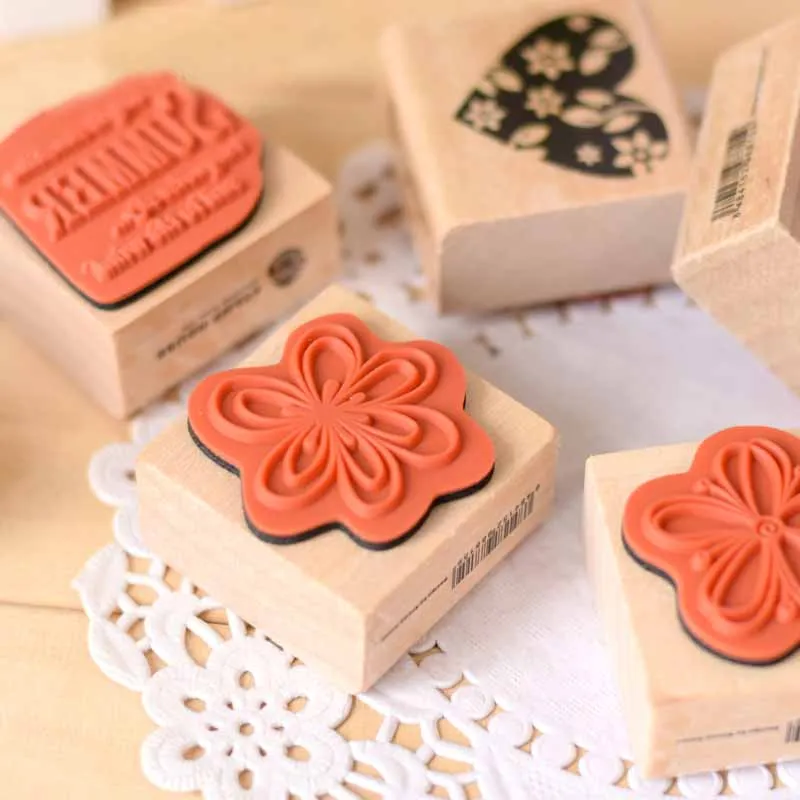 DIY 4PCS/SET Love Flower Stamps Scrapbook Diary Gift Stationery Rubber