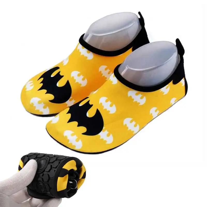 Chaussures unisexes à séchage rapide pour enfants | Chaussures de Sport Batman jaunes pour garçons et filles, baskets pour piscine et plage