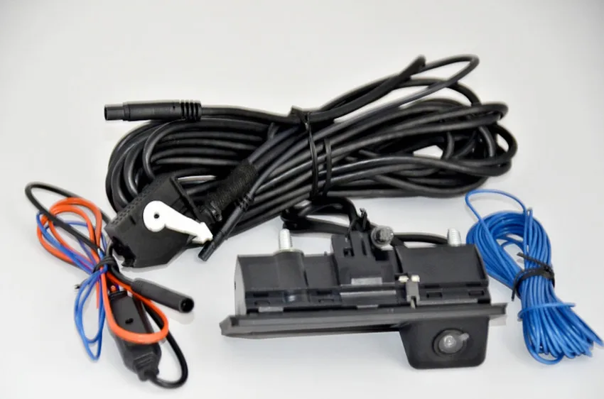 2015 OEM VW RGB Rear View Reversing Camera RVC For Golf Plus jetta MK5 5 MK6 VI Tiguan Passat B7 RNS510 RNS315 56D827 566A |