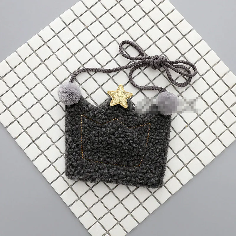 1 Pc Cute Cartoon Queen Crown Borsa Della Peluche Anime Geniale Portatile Del sacchetto Del Raccoglitore Delle Donne Della Borsa Delle Ragazze Della Borsa Regali Per I Bambini bambini