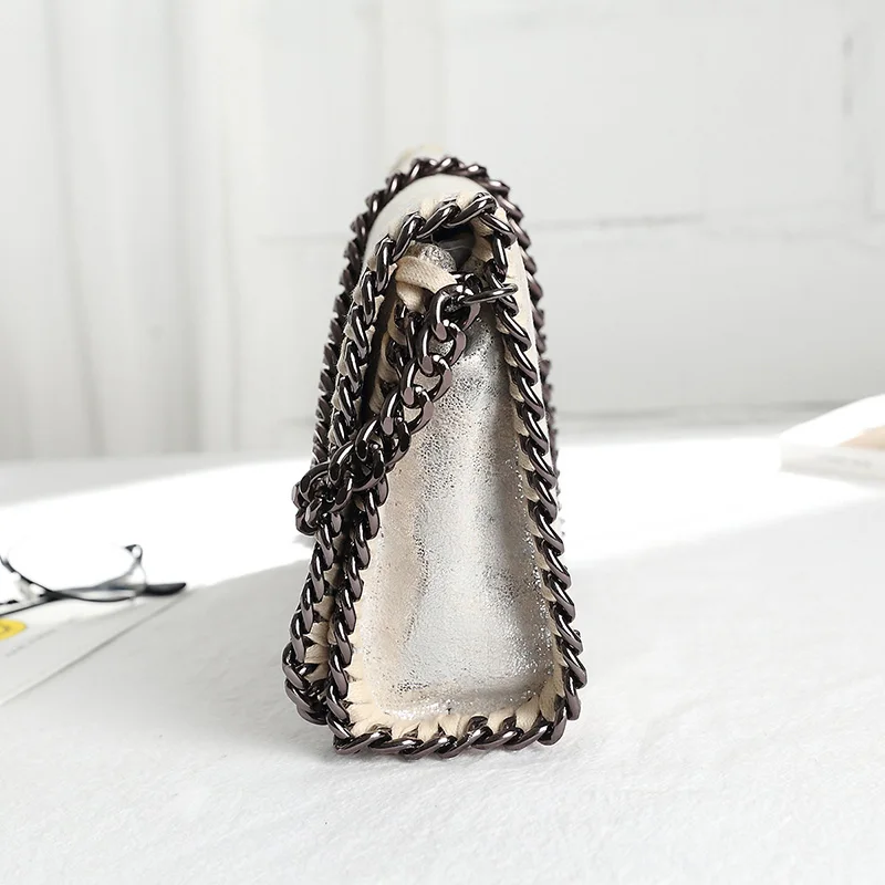 NIGEDU العلامة التجارية تصميم النساء Crossbody أكياس سلسلة صغيرة السيدات حقيبة كتف حقيبة صغيرة بولسا الأنثوية الفاخرة أكياس مساء براثن NIGEDU العلامة التجارية تصميم النساء Crossbody أكياس سلسلة صغيرة السيدات حقيبة كتف حقيبة صغيرة بولسا الأنثوية الفاخرة أكياس مساء براثن