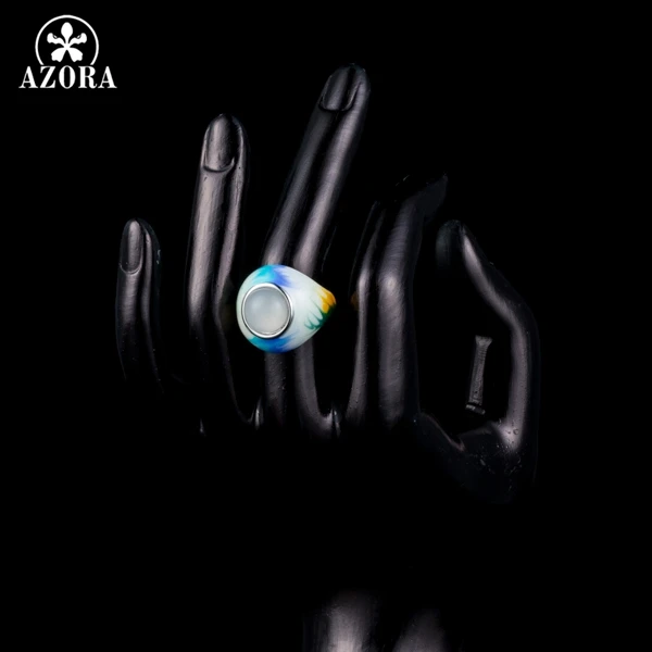 AZORA Unique Design Attractive Round Cat's eye stone Oil Painting Pattern Ring Women TR0159