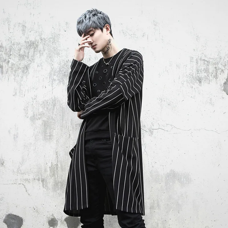 

Men nightclub singer stage costume long sleeve striped t shirt cape men hip hop punk tee shirts cloak oversized coats streetwear