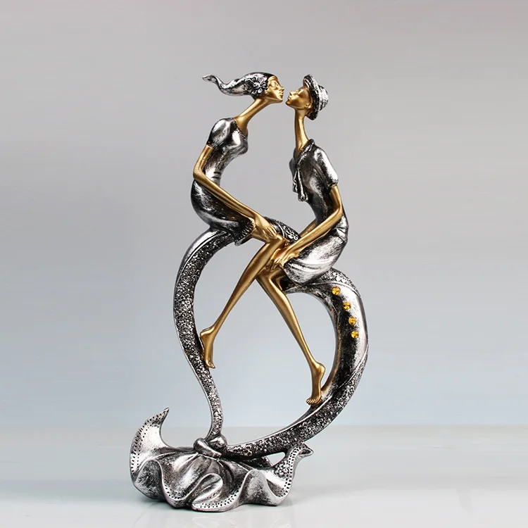

Kiss Couple Figurine Resin Handcarfts Lovers Statue Figurine Home Decoration Original Design Love Handicraft for Home Office