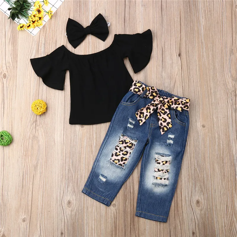 Джинсовый наряд с леопардовым принтом для маленьких девочек, черный топ с открытыми плечами, блузка, рваные джинсы, штаны, повязка на голову, комплект одежды из 3 предметов, От 1 до 6 лет