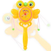 Младенцы и маленькие дети игрушки свистеть Стрекоза погремушка ручной барабан погремушки для младенца унисекс аплодисментная палка пластик