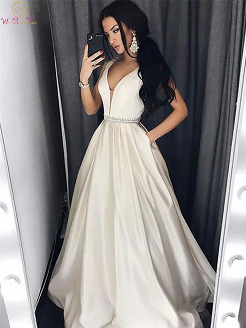 

Ivory Evening Dresses 2019 New A Line Deep V Neck Formal Party Sweep Train Prom Gowns Plus Size Long Custom vestido de festa