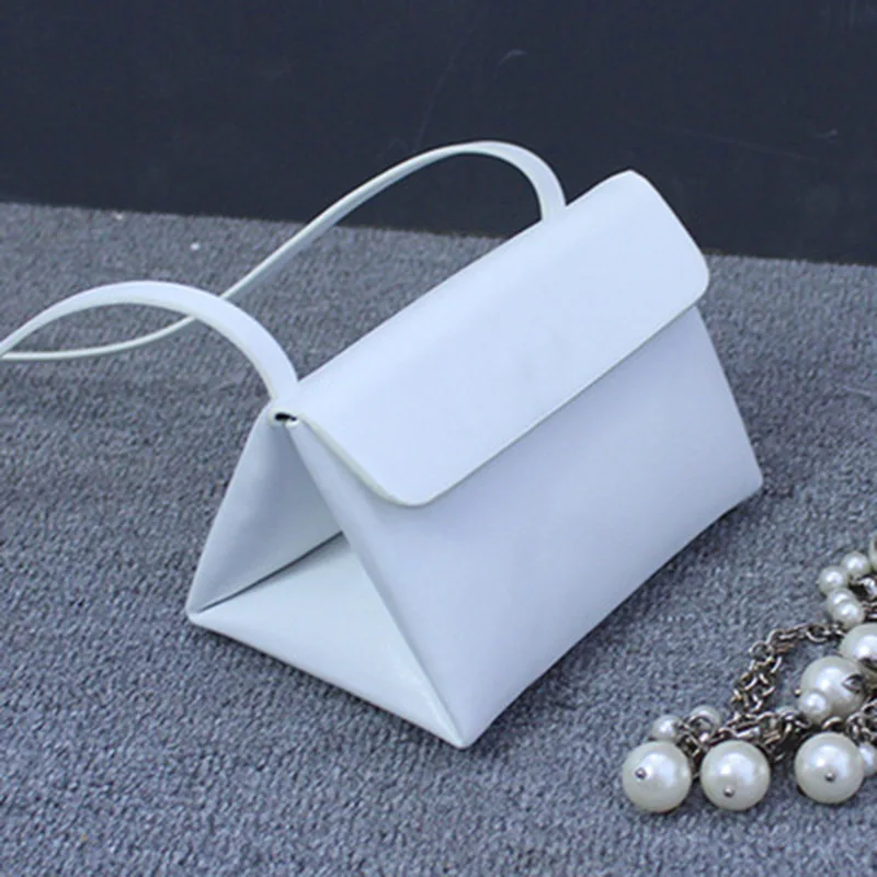 

Woman Bag Triangular Shape Bags Fashion Stylish Design Casual Shoulder Bolso Handtas For Young Lady High Quality SS0254