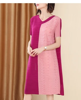 

FREE SHIPPING Miyake Fold patchwork v-neck short sleeve Patch fashion pleated dress IN STOCK