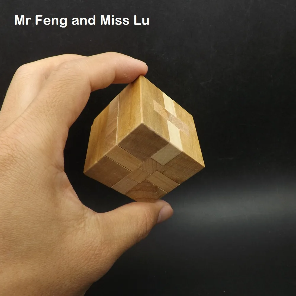 45 mm Wooden Cube Puzzle Assembly Game Brian Teaser Mind Gadget