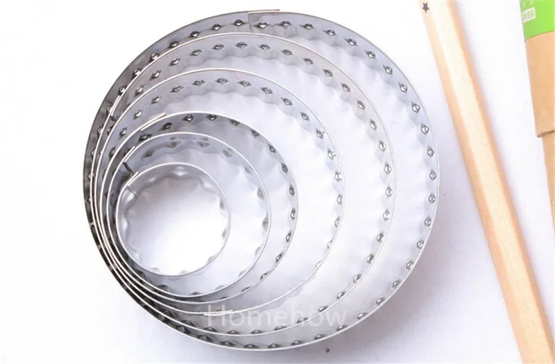 round shape double cut-out mold 3 3