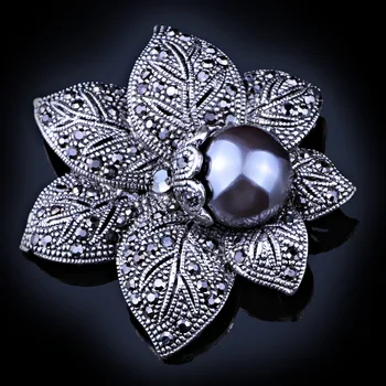 

FAELENA Jewelry Vintage Style Double Imitation Pearl Flower Brooch Elegant Black Rhinestones Brooches and Pins for Women