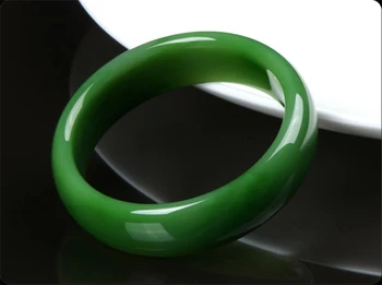 

A natural Hetian yu Aventurine Bracelet