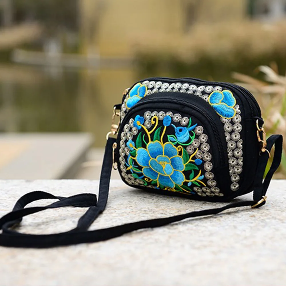 Винтаж вышивка Для женщин сумка Boho тайский Стиль вышитые Посланник маленький