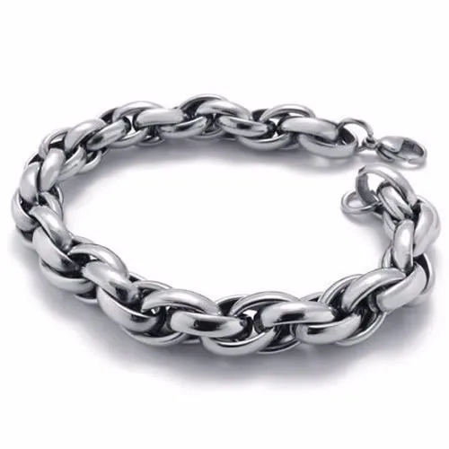 Interwoven Chain Shape Bracelet