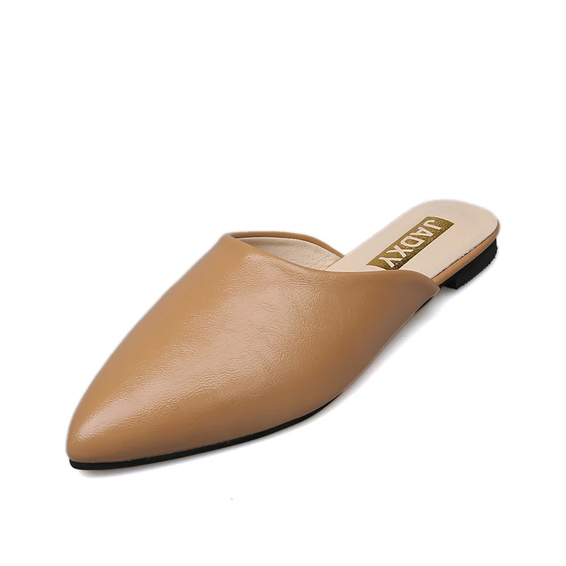 

2019 Women Slippers Leather Mules Slippers Female Mules Fashion Low Heels Shoe Pointed Toe Elegant Woman Slipper Casual Shoes