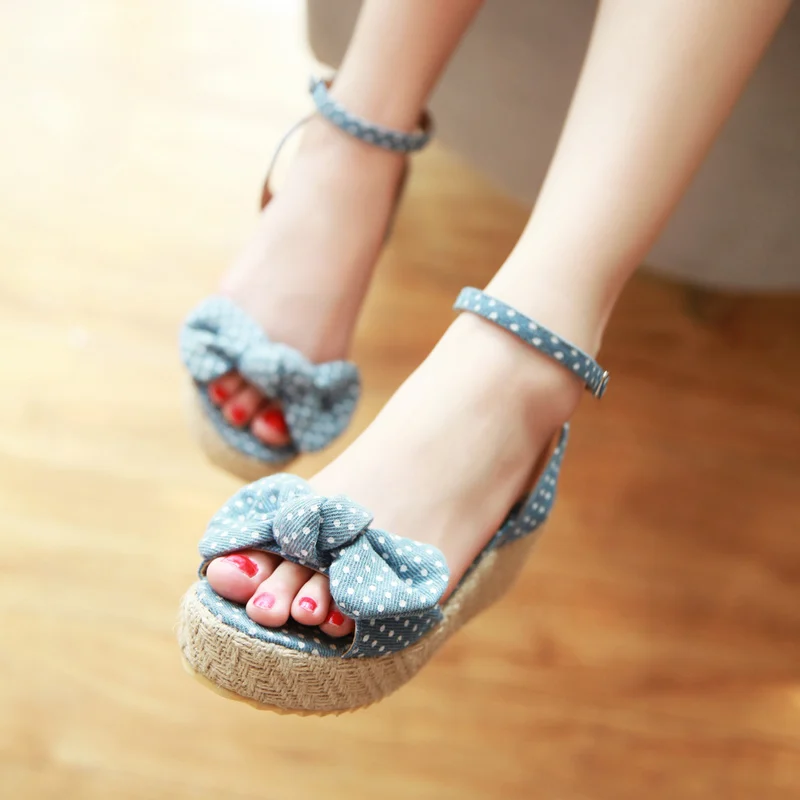 

Dilalula 2019 Cute Polka Dot Cute Women Shoes Leisure Wedges Heels Summer Ins Hot Sale Dating Sandals Shoes Woman