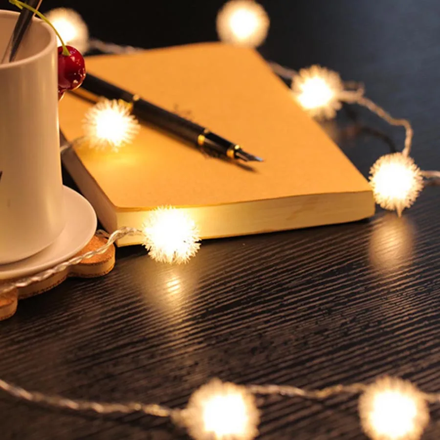 2.5M 20LEDs Christmas Snowball LED String Light Remote Control Fairy Lights Holiday Party Wedding Decoration Battery String Lamp (24)