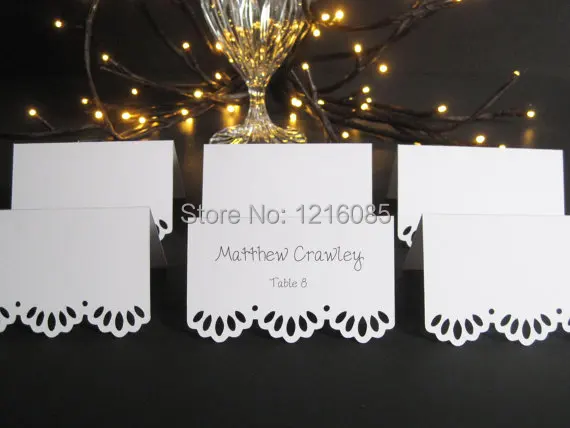 

Wedding Blank Escort Cards/ Eyelet Scallop/ Wedding Placecards / Tent Style/ White or Ivory/ Escort Card/