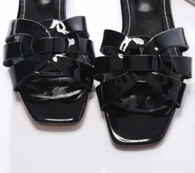 Amelia/тапочки; кожаные сандалии для подиума; женские сандалии-гладиаторы на плоской подошве с вырезами; женская обувь с вырезами;