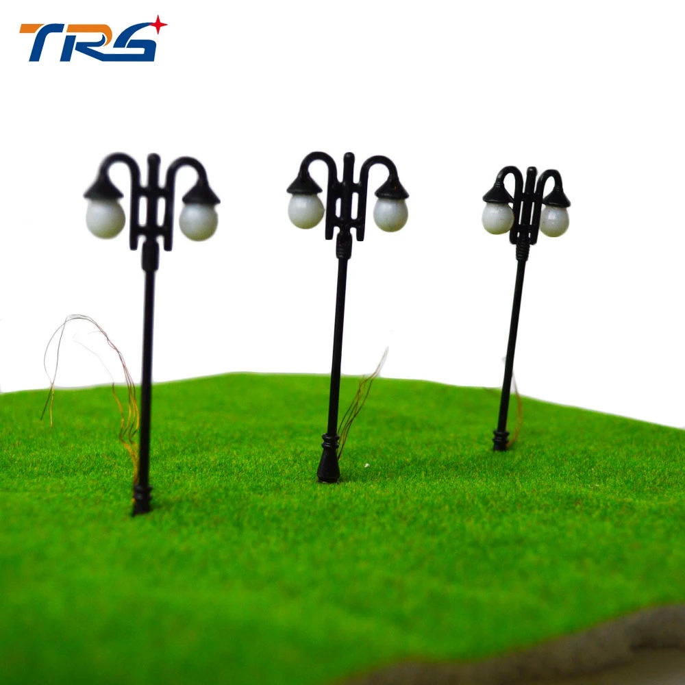 

Teraysun Model train Layout Streets Lamp Model Metal double-head LED Lights Lamppost Model Railway Street Lighting 3V Toy