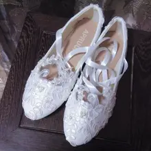 Пикантные белые кружева с слоновая кость жемчуг на плоской подошве свадебные туфли женские пикантные длинные Riband ленты Ремешки на голени Свадебные Дамы Цветочница обуви