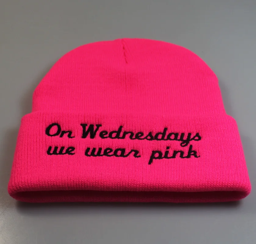 Модные новые женские розовые зимние шапки-бини для девочек, эластичные вязаные шапки с вышивкой Skullies - Цвет: Розовый