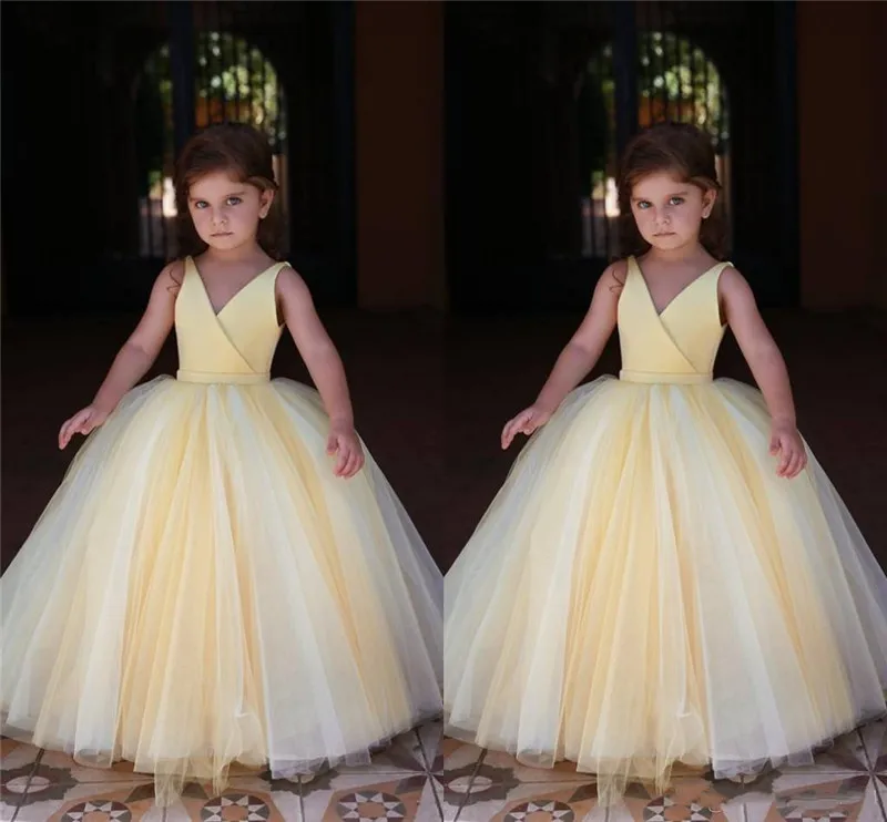 

New Arrival Yellow Girls Pageant Gown Puffy Tulle V Neck Ball Gown Kid Children First communion Dresses Birthday Gown