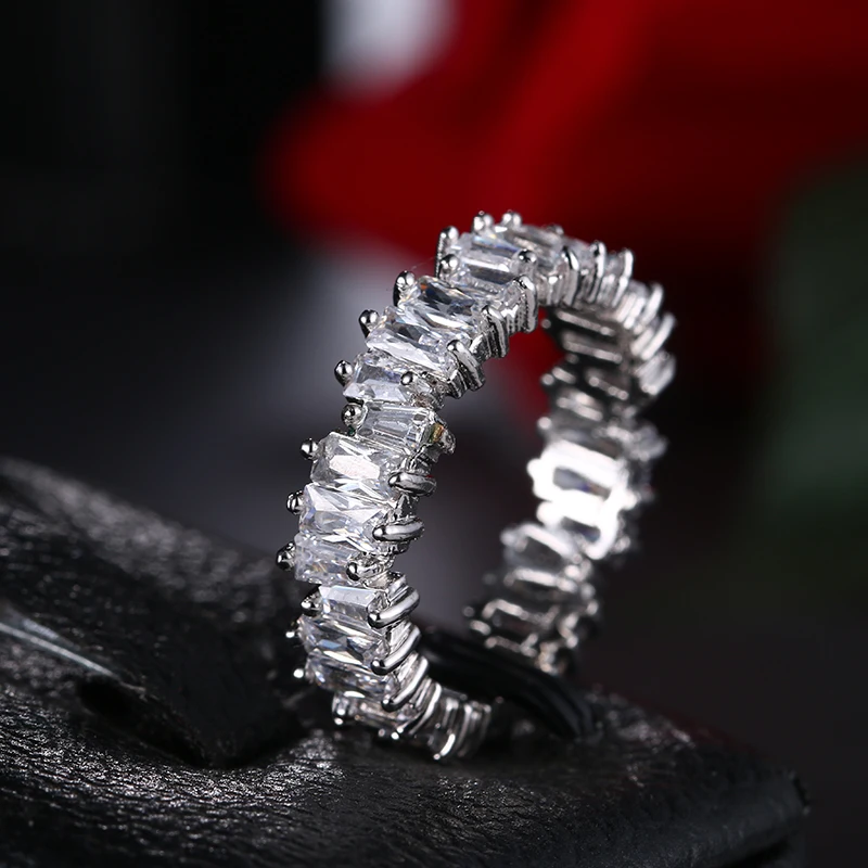 HIBRIDE Hot Clear Cubic Zircon women Man Rings White Gold Color Finger Ring Bridal Gifts Spinner ring R-160 - Image 4