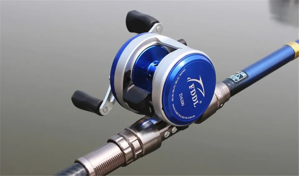 Carretel de Pesca Duplo Freio Centrífugo Rolamentos Fiação Metálica Direita Mão Esquerda Fundição Isca 4.7: 1corrosion-resistant 9 esquerda direita isca fundição carretel de pesca