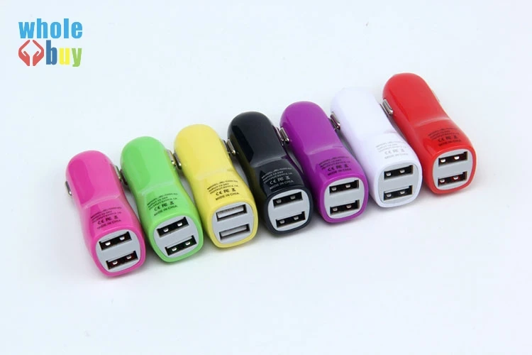 Универсальное автомобильное микро зарядное устройство с двумя USB портами типа