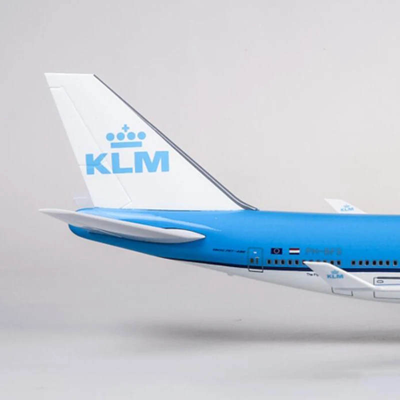 1/157 масштаб 47 см самолет Boeing B747 KLM королевский синий белый голландские авиалинии Модель W светильник колесо литье под давлением пластиковая Смола самолет Collec