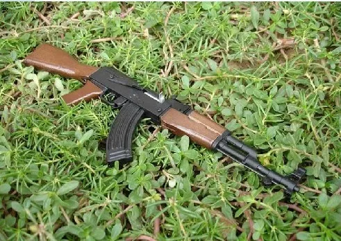 1:3 металлический ненастоящий пистолет AK 47 винтовка игрушечный стрелковый Модель