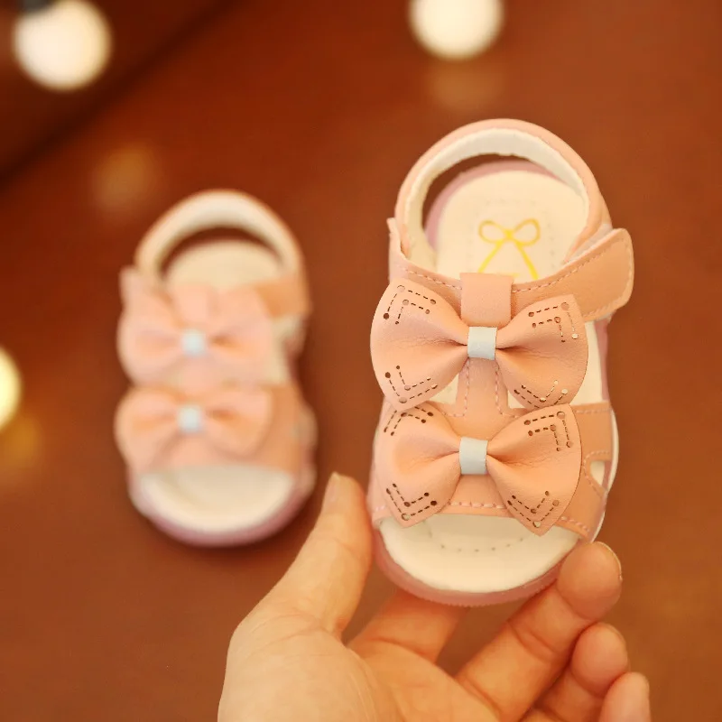 

2019 Summer New Baby Girls Sandals LED Princess Shoes Kids Glowing Lovely Style Bow Sandals Kids Light Non-slip Shoes Size 21-25