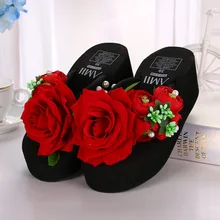 The new summer rose red beach shoes fashion lady slippers sandals flowers lady slippers increased thick bottom slippers