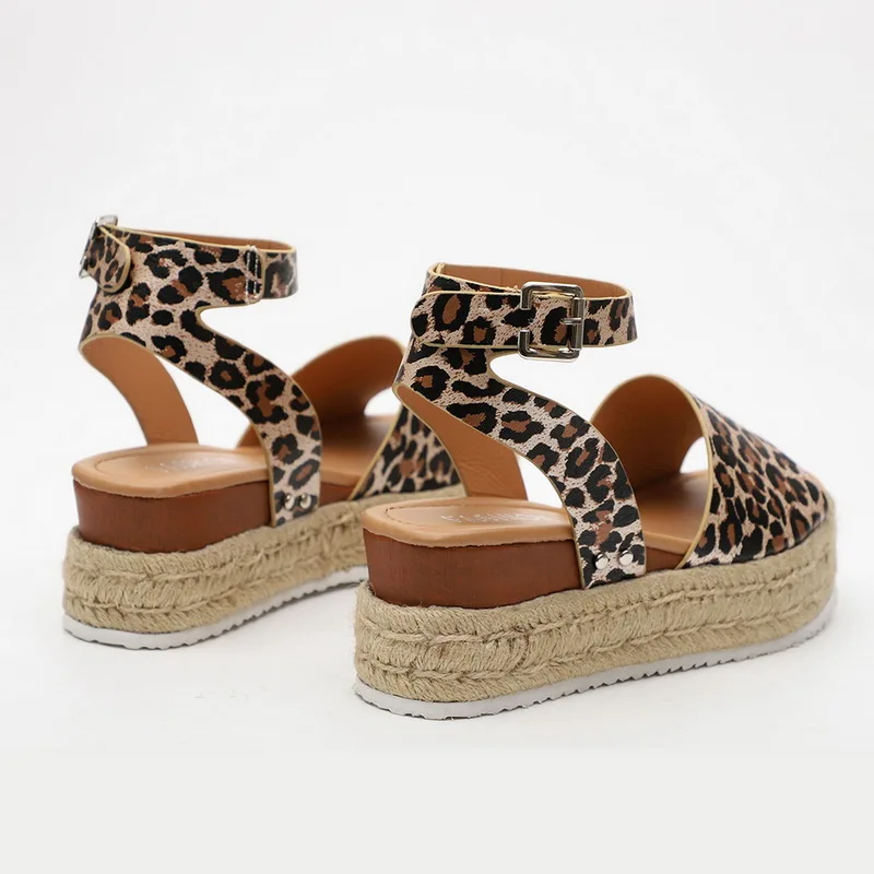 Laamei/Женская обувь на танкетке; босоножки размера плюс; летние туфли на высоком каблуке; леопардовые шлепанцы; chaussures femme; Босоножки на платформе;
