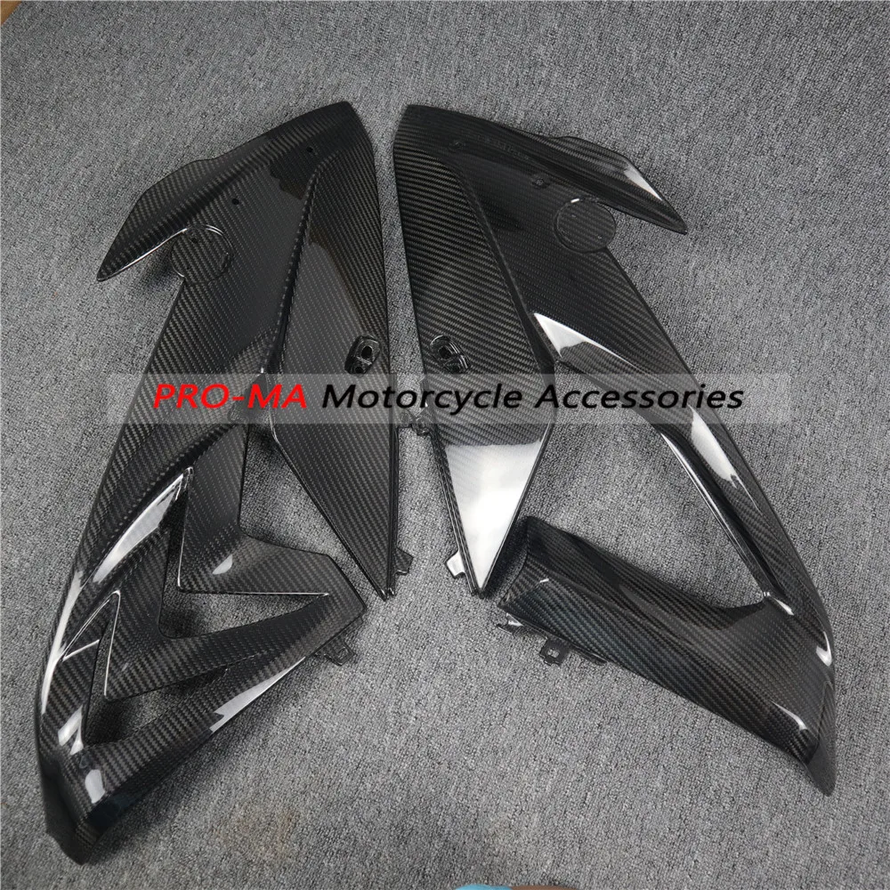 

Motorcycle Large Side Panels in Carbon Fiber for BMW S1000RR 2015+ Twill glossy weave