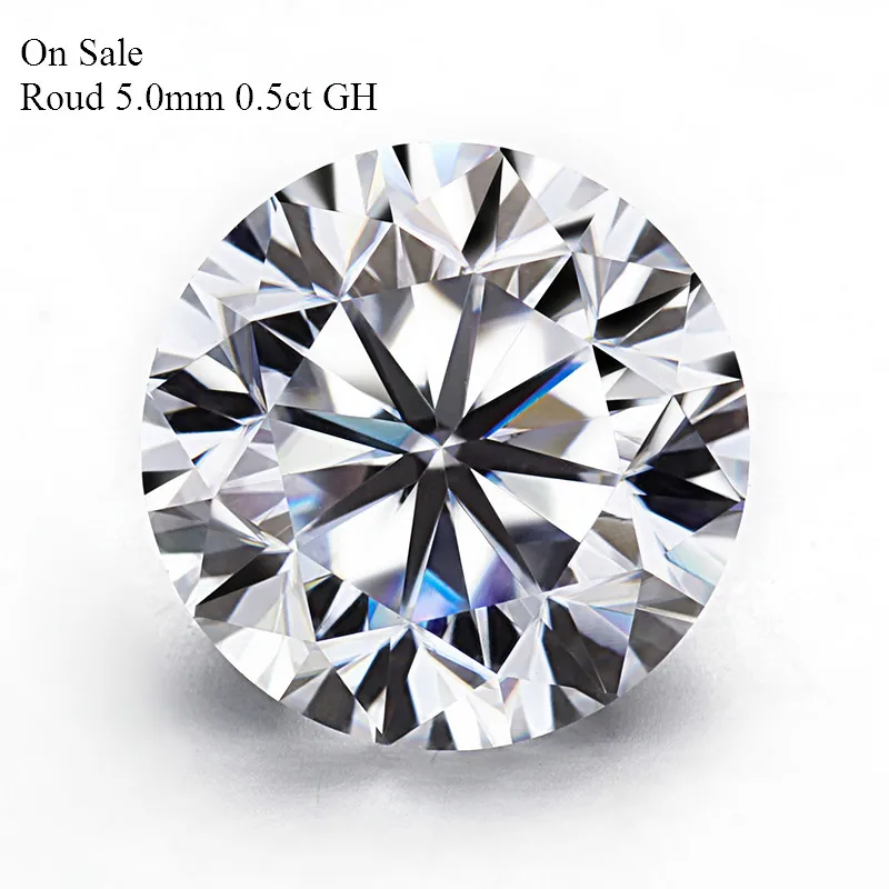 

Round Brilliant Cut 5.0mm 0.5ct Carat Moissanites Stone