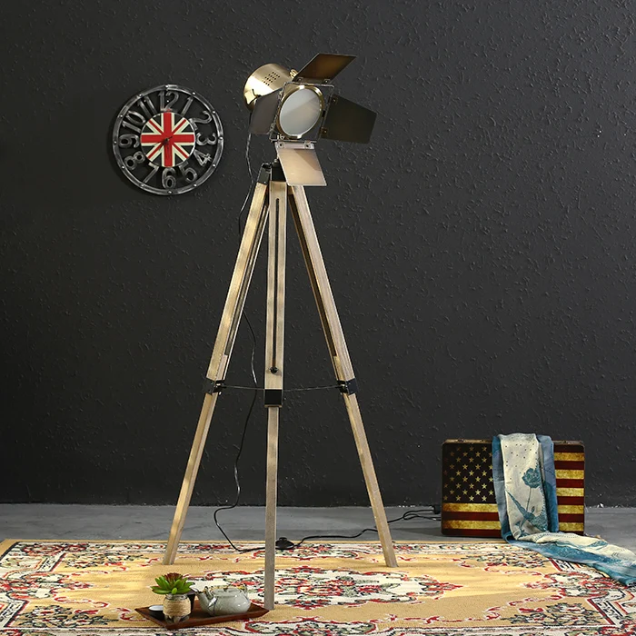 European Vintage Solid Wood Lampstand Photography Floor Lamp Home Corporation Public Space Decoration