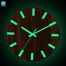 Светящиеся Настенные часы деревянные минималистичные бесшумные Кварцевые Светящиеся темные Висячие часы короткие цифровые цифры 3d современный дизайн домашний декор