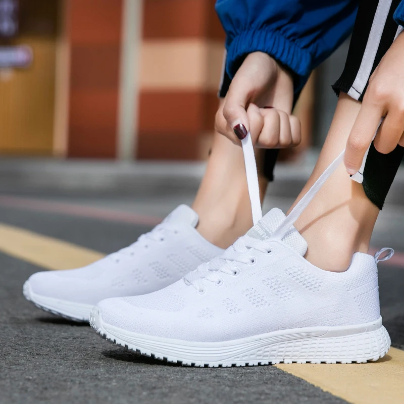 

Women casual shoes fashion breathable Walking mesh lace up shoes sneakers women 2018 tenis feminino black white plus size