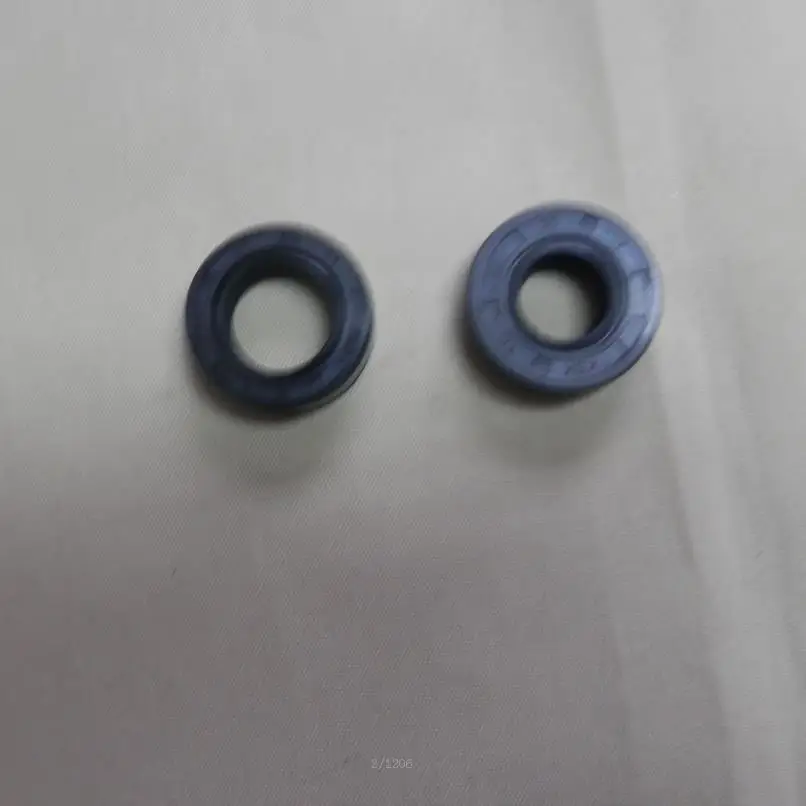 ONE PAIR OIL SEAL HONDA GX31 1