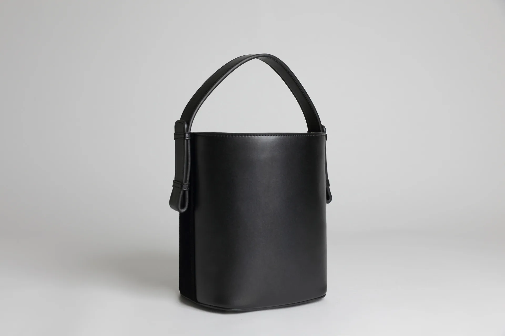 Осень Зима Новая мини-сумка из матовой кожи Маленькая сумка-мессенджер для путешествий Элегантная стильная универсальная однотонная сумка для отдыха