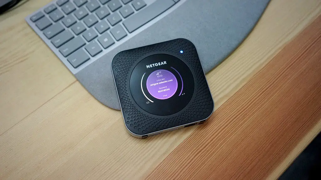 Разблокированный Netgear M1 Nighthawk MR1100 4G гигабитный Wi Fi маршрутизатор точки доступа EUS