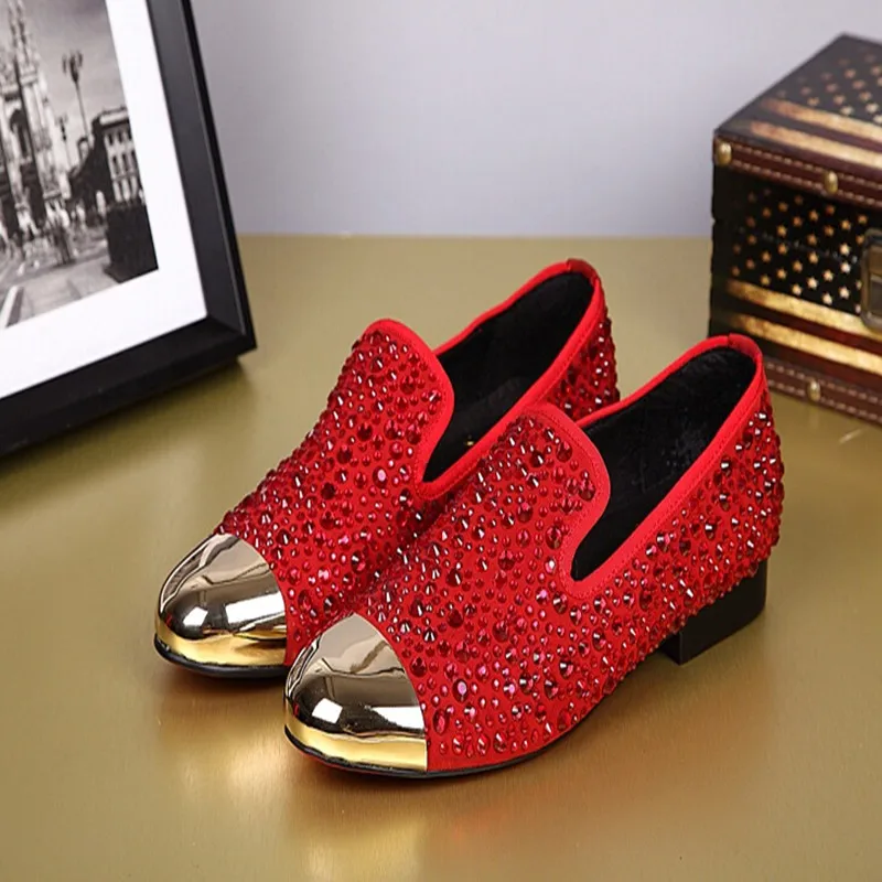 New Handmade Gold Rivet Men Red Bottom Loafers Gentleman Luxury Fashion Rhinestones Shoes Men Wedding Party Slip on Flats