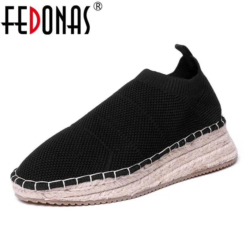 

FEDONAS 2018 Breathable Women Casual Shoes Woman Shoes Fashion Low Heels Platforms Comfort High Qulaity Pumps Leisure SHoes