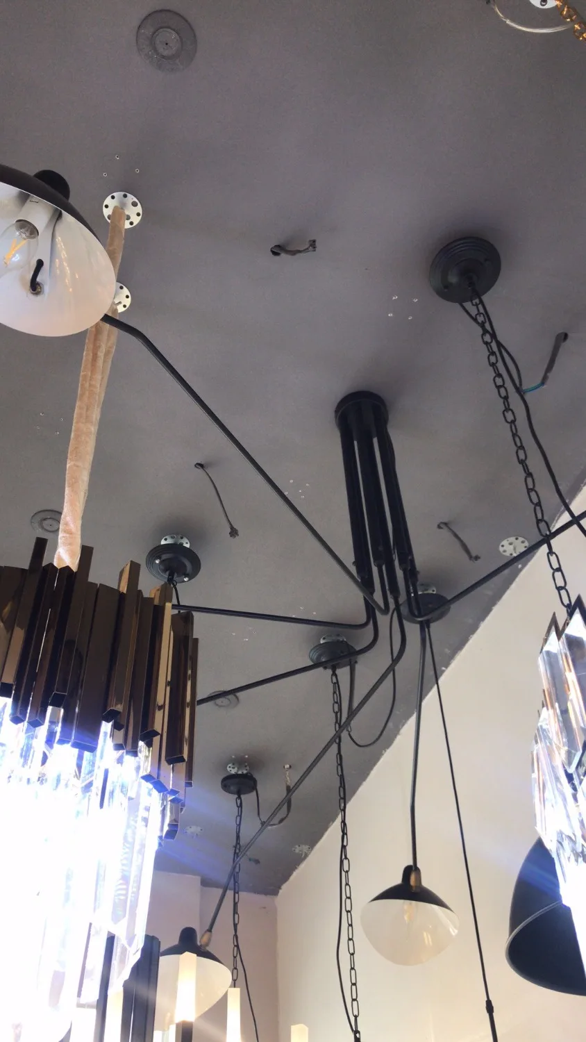 Творческая художественная личность Реплика Серж моуиль три шесть рук Ретро промышленный Лофт скандинавский Железный потолочный светильник для гостиной