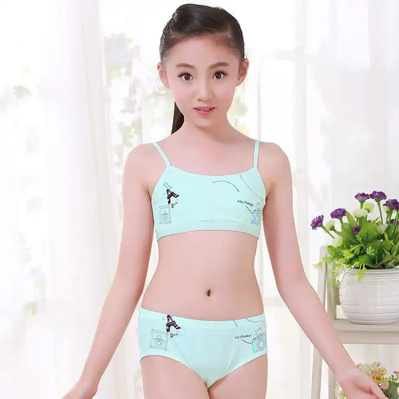 ropa interior de niño