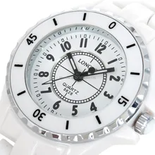 Luxe Blanc En Céramique Résistant À L’eau Classique Facile Lire Sport Femmes Montre-Bracelet, Livraison Gratuite Top Qualité Dame En Céramique montres