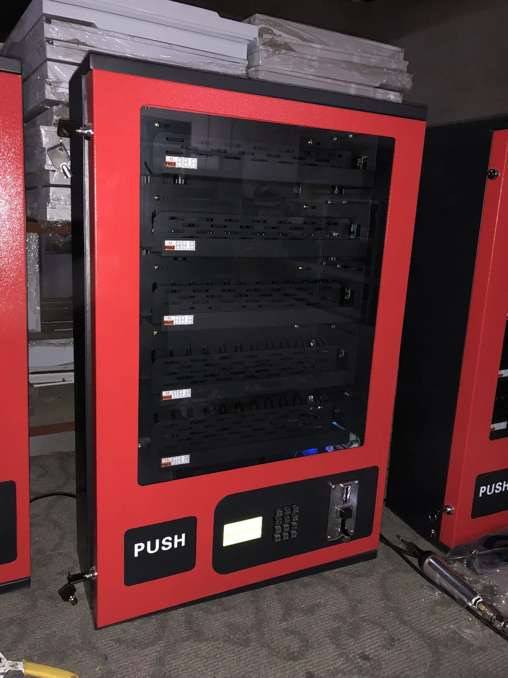 Best Selling Condom vending machine,condom dispenser with coin acceptorin Food Processors from